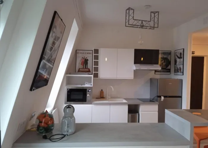 L'appt Du Vieux Qui Ne Voulait Pas Feter Son Anniversaire